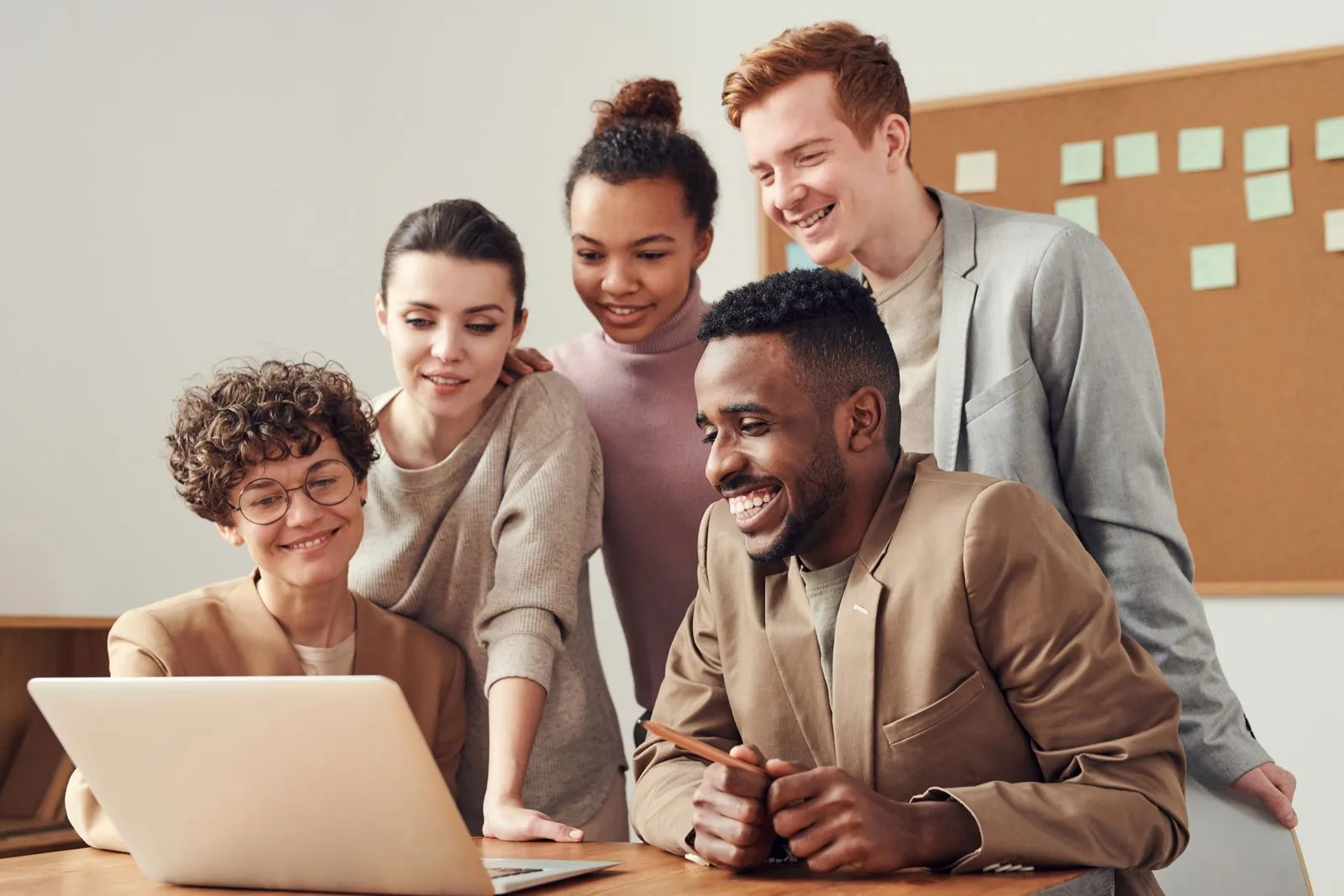 Equipe tech au travail à Helsinki